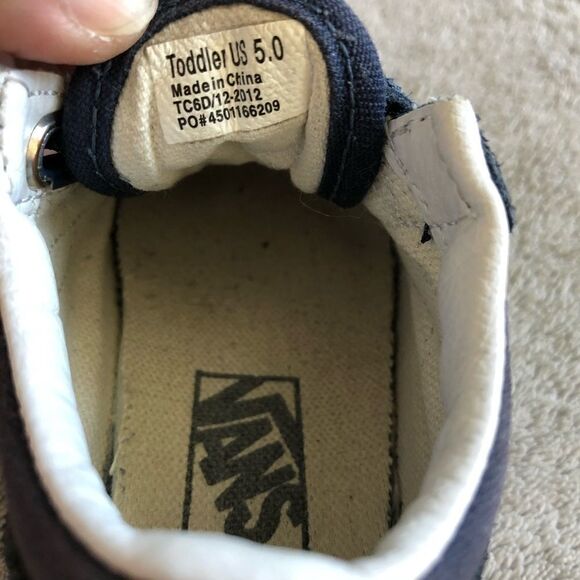 Vans Toddler Old Skool Sneakers - Picture 10 of 12